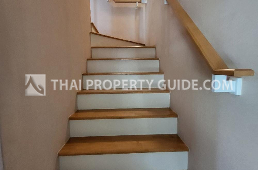 Townhouse in Sukhumvit 